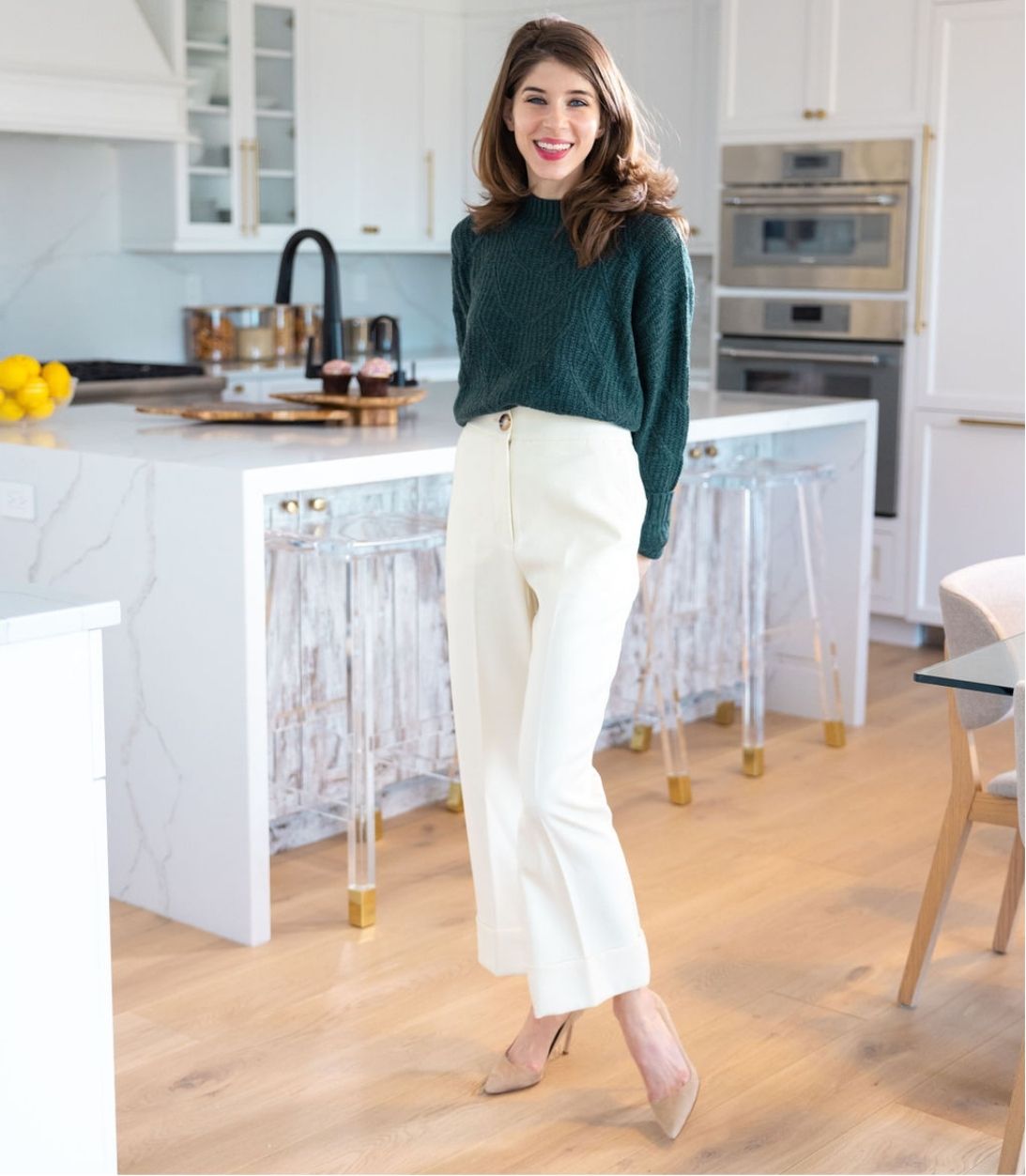 Rachel Fine, registered dietitian nutritionist and former professional dancer, leading nutrition education for dancers