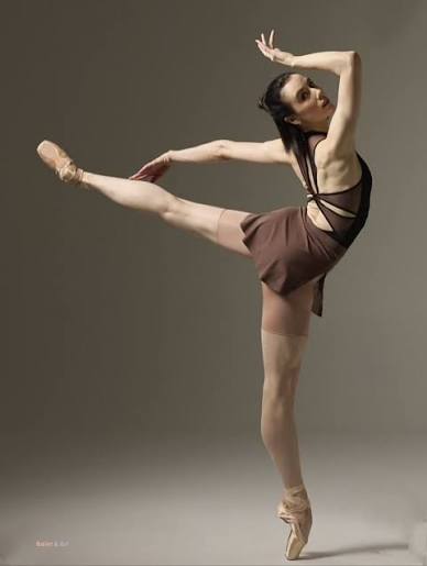 Isabelle McGuire-Mayes, guest artist